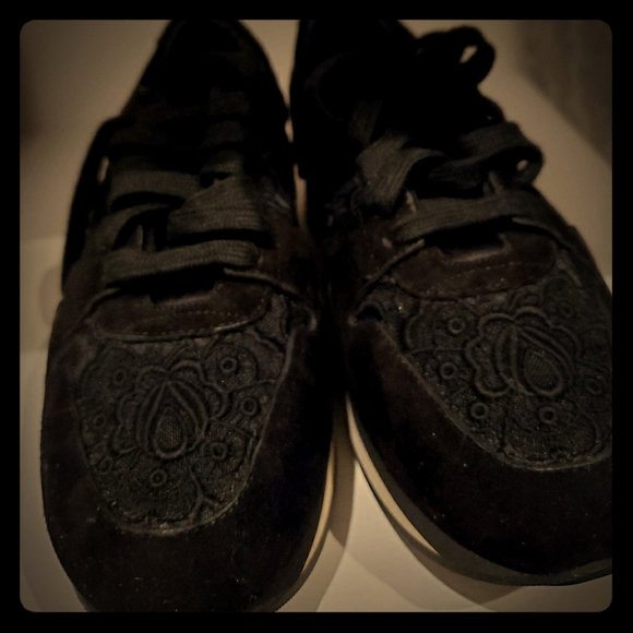 Burberry suede sneakers - Picture 3 of 8